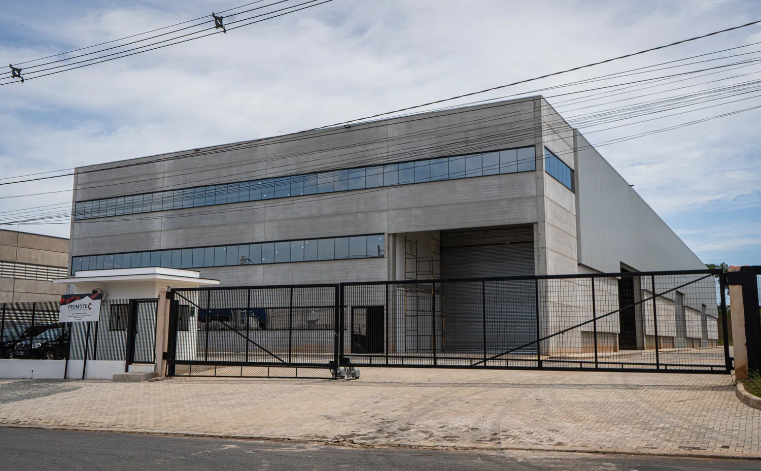 Estrutura do Galpão AVK em construção